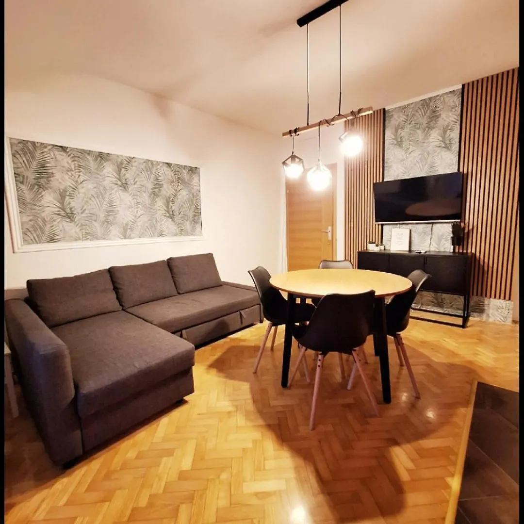 Lucy Apartments With Heated Pool & Free Private Parking Задар 0*,