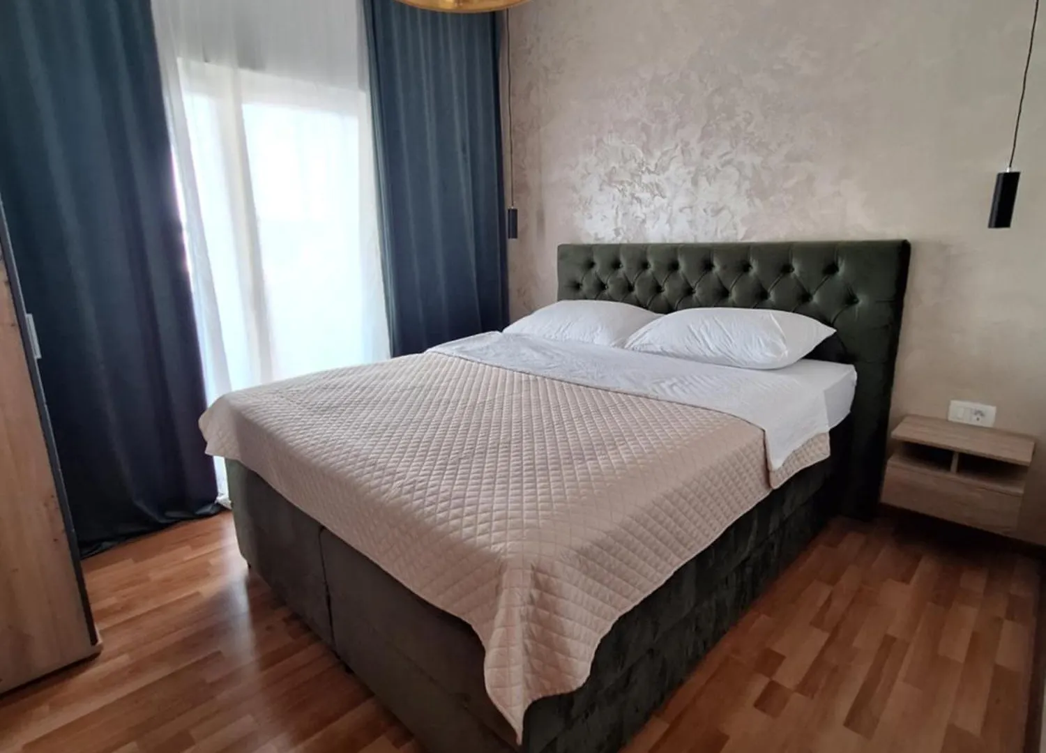 Lucy Apartments With Heated Pool & Free Private Parking Задар Хорватия