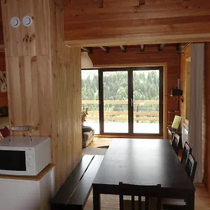 https://maison-ambiance-chalet-au-pied-du-charma.hotels-rhonealpes.com