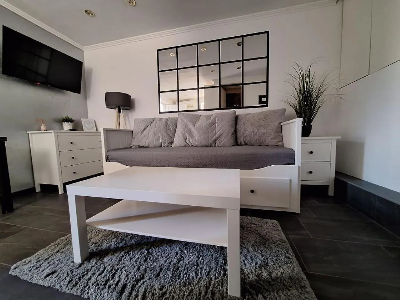 Lucy Apartments With Heated Pool & Free Private Parking Zadar 0*,