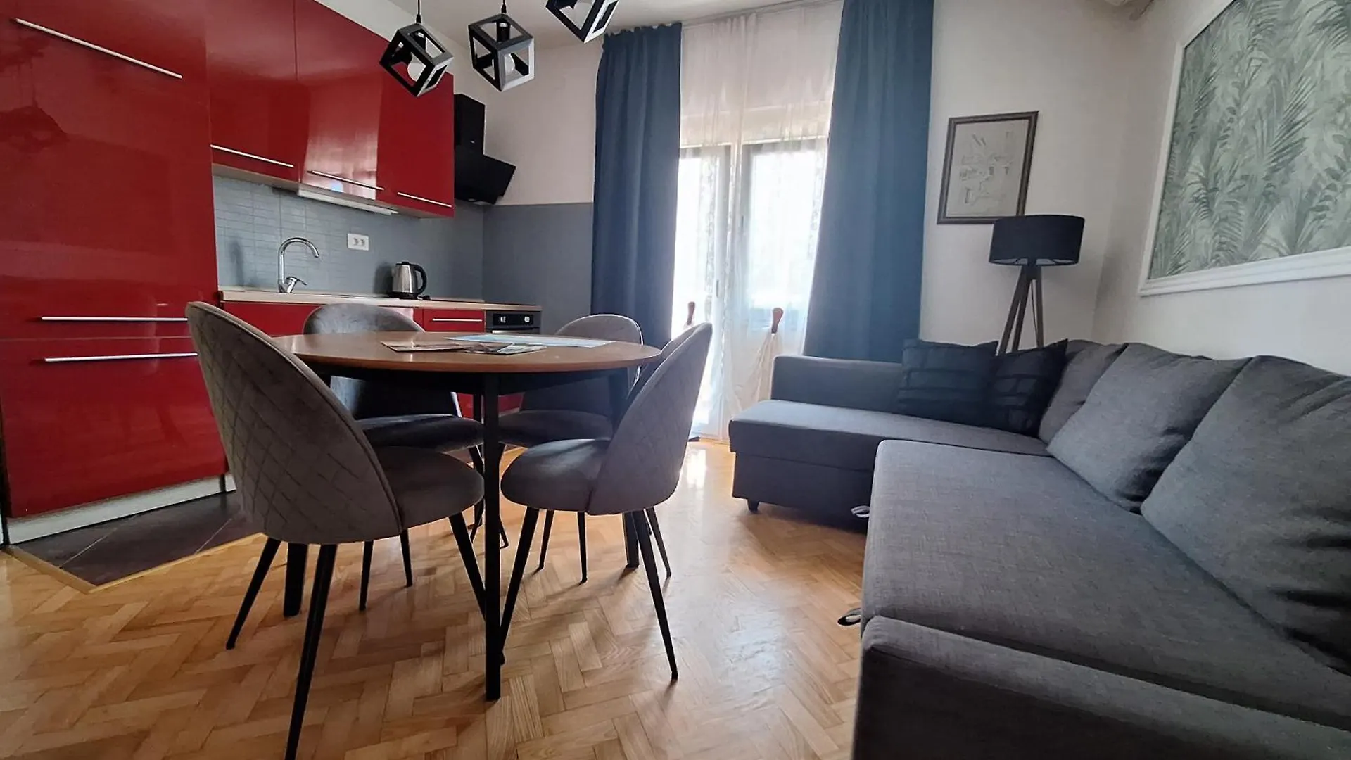 Lucy Apartments With Heated Pool & Free Private Parking Zadar