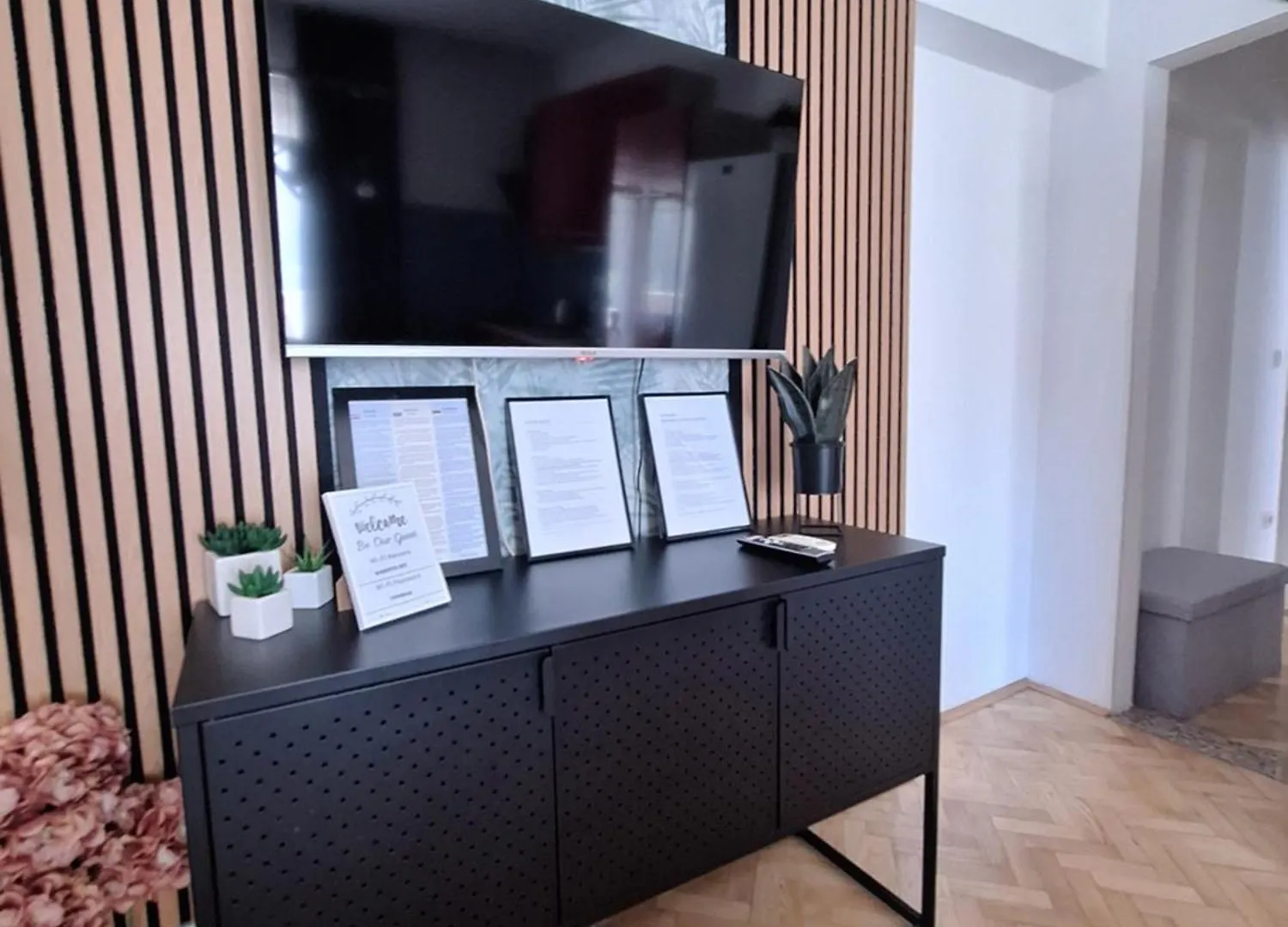 Lucy Apartments With Heated Pool & Free Private Parking Zadar